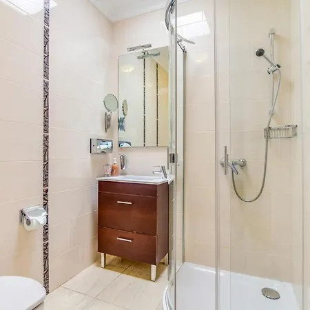 Puerto Del Carmen Sleeps 8 Pool Wifi فيلة بويرتو ذيل كارمين
